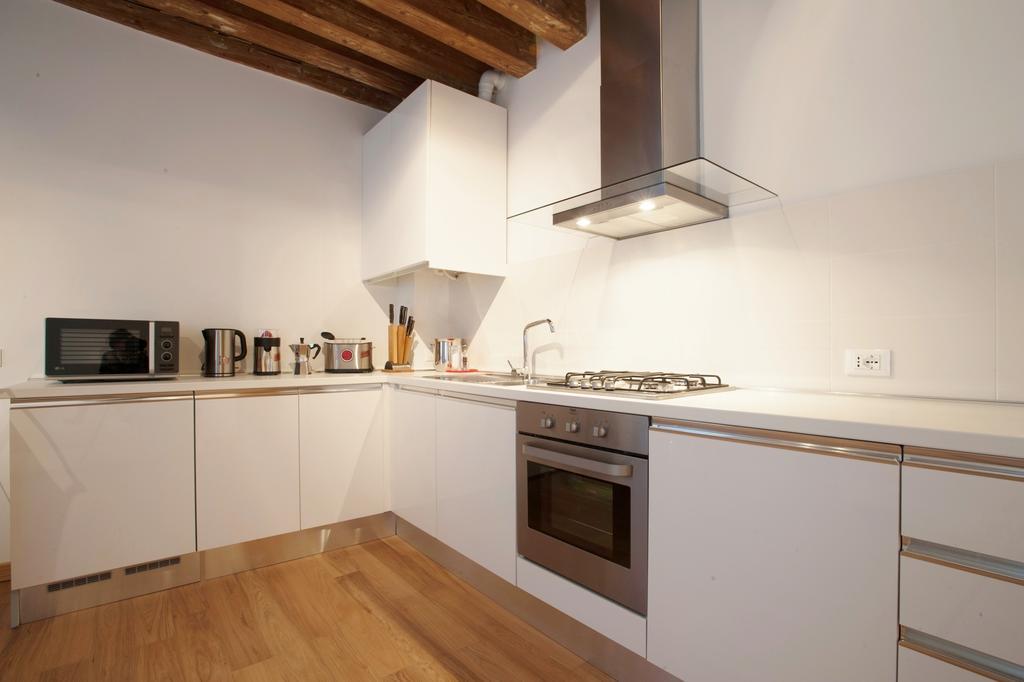 The Lion'S House Apt2 Venecia Habitación foto